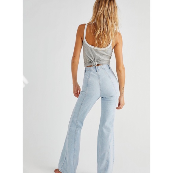 We the Free Florence Flare Jeans in Light Indigo Size 27 - Picture 2 of 4